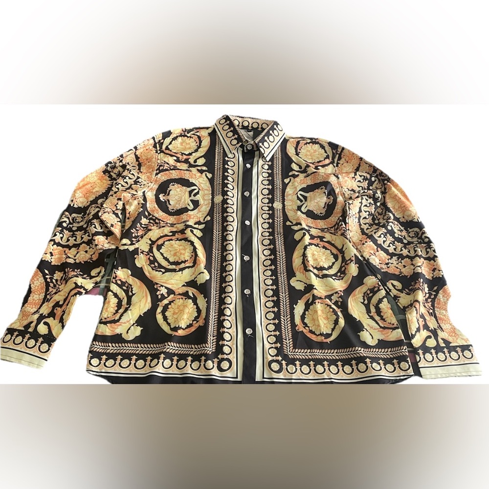 Daupanzees Black and Gold Button-Up Shirt